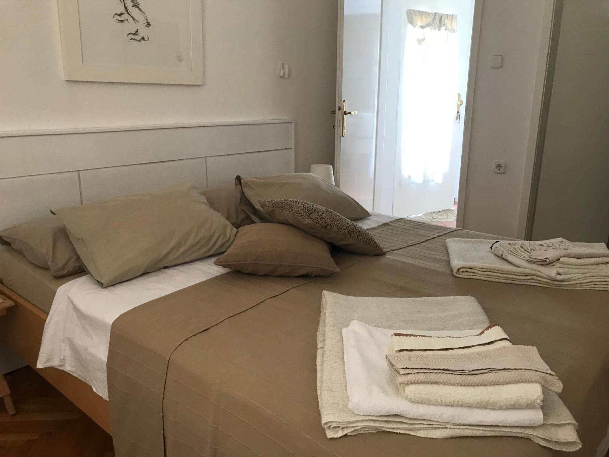 Apartments Lorenandreja Rab Town Ngoại thất bức ảnh